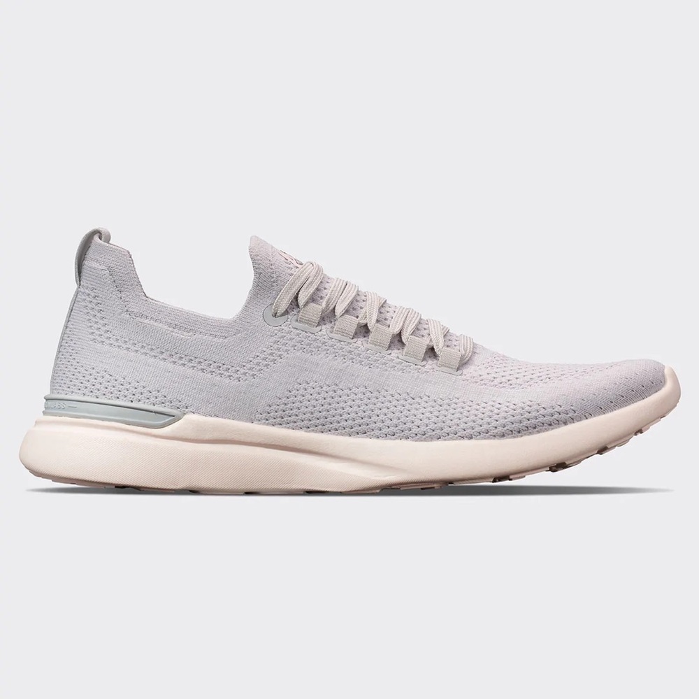 *Like New* APL Women's TechLoom Breeze Sneakers